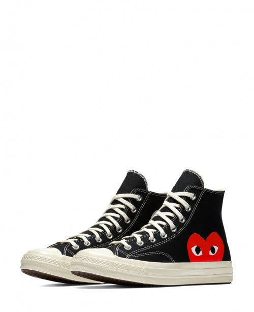 Black High Converse Heart