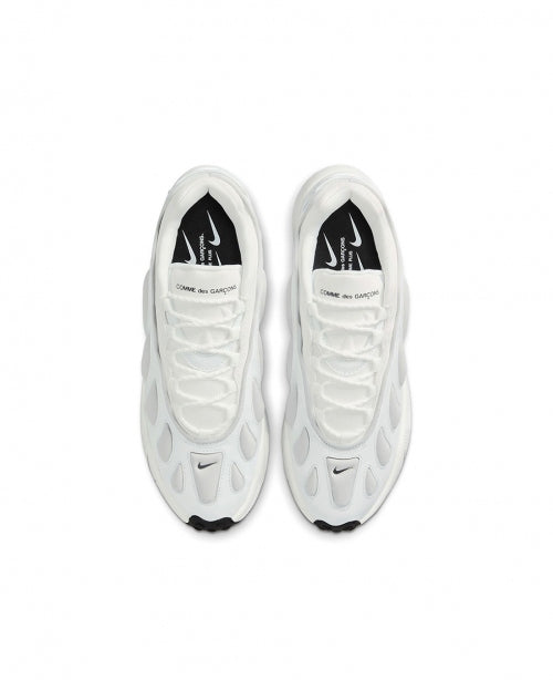Summit White Nike Sense 96