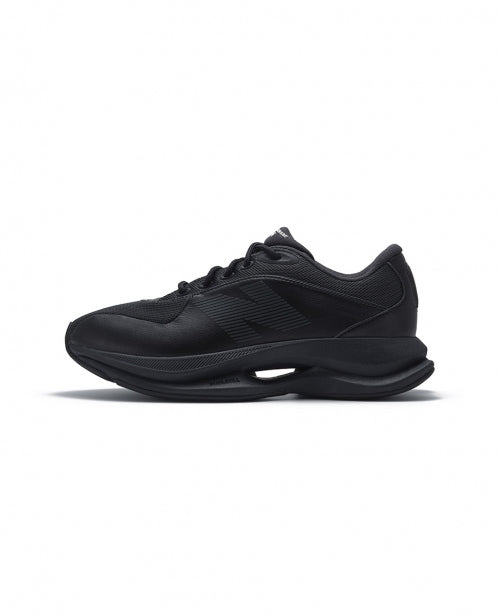 Black New Balance TF100