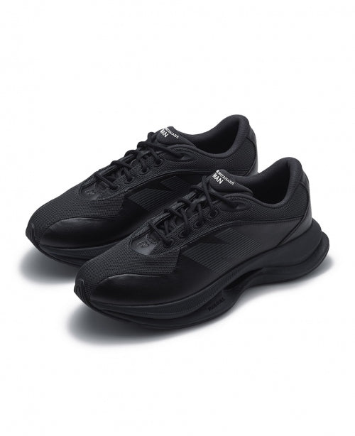 Black New Balance TF100