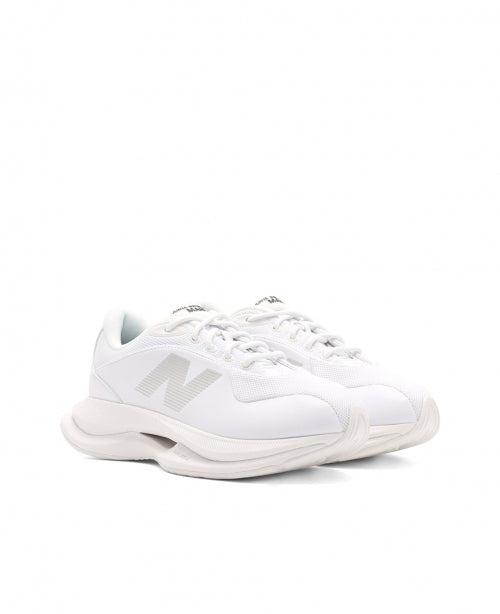 White New Balance TF100