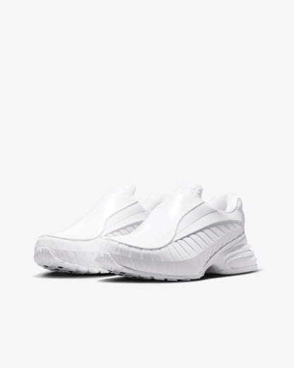 White Nike Air Max Dolce